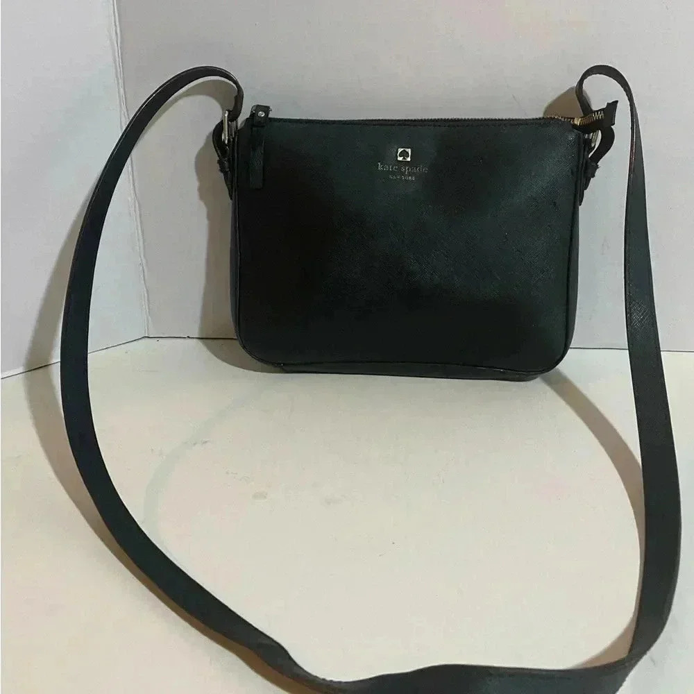 Kate spade black saffiano leather crossbody handbag